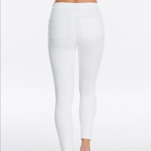 NWT SPANX Jean-ish Ankle Leggings in White